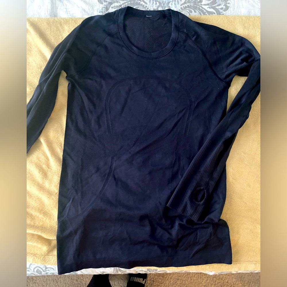 Lululemon Swiftly tech long sleeve